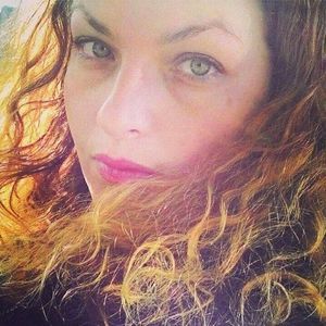 Meet your Posher, Debi